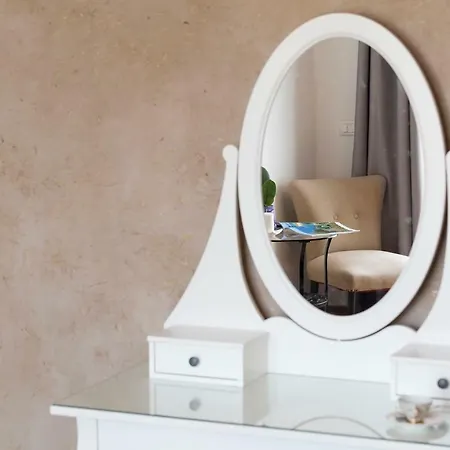 Sempreverde Atelier Bed & Breakfast *
